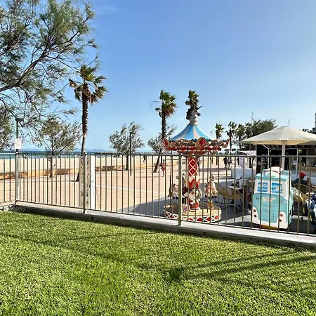 First Linear With Pool, 4 Person With View And Private Parking