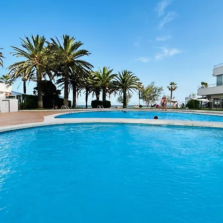 아파트호텔 First Linear With Pool, 4 Person With View And Private Parking 로지즈