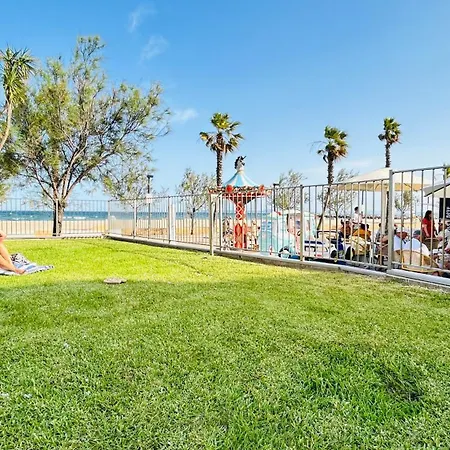 First Linear With Pool, 4 Person With View And Private Parking